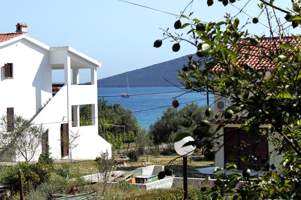 Apartments By The Sea Brgulje, Molat - 6241 Eksteriør bilde