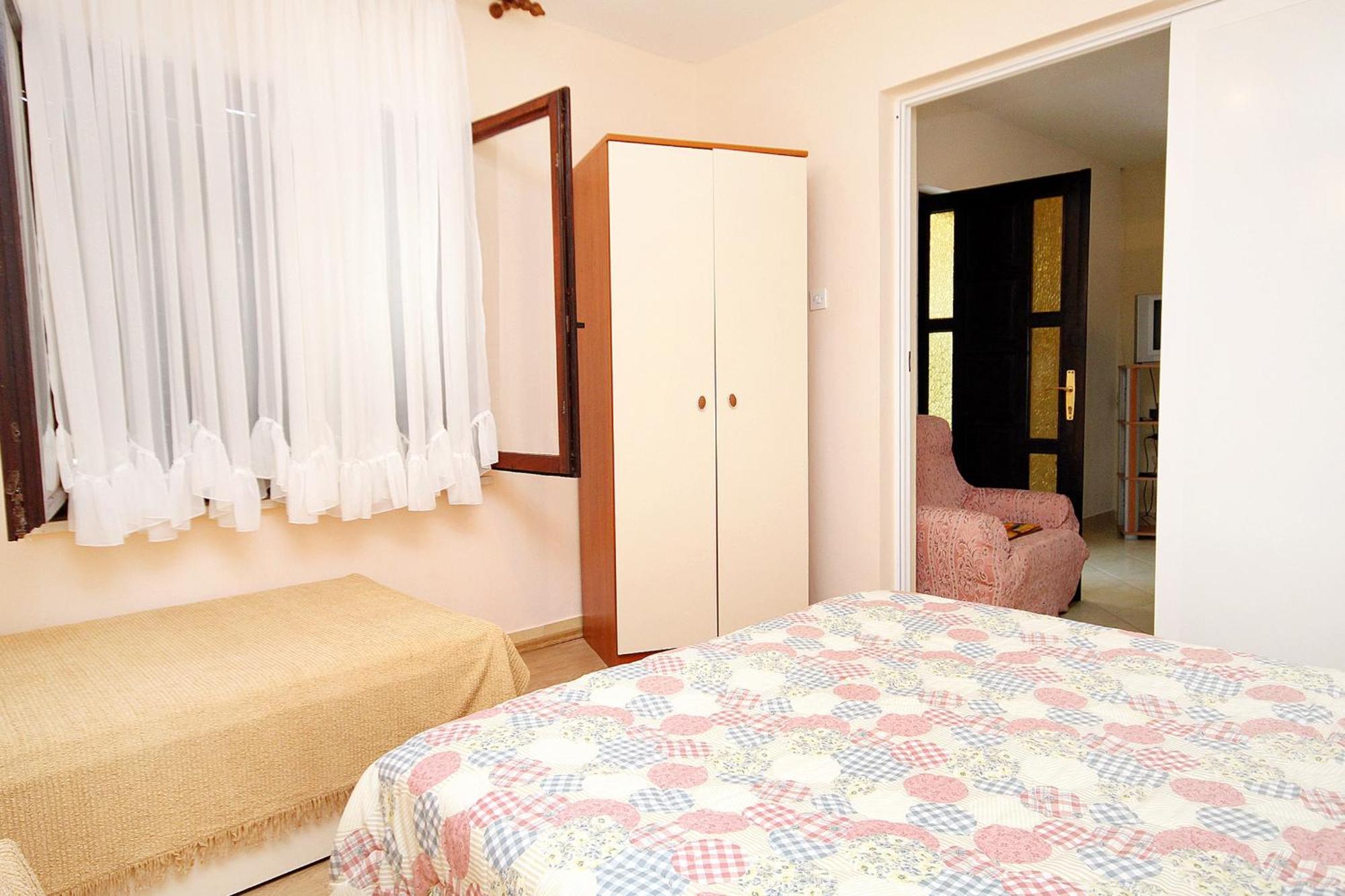 Apartments By The Sea Brgulje, Molat - 6241 Rom bilde